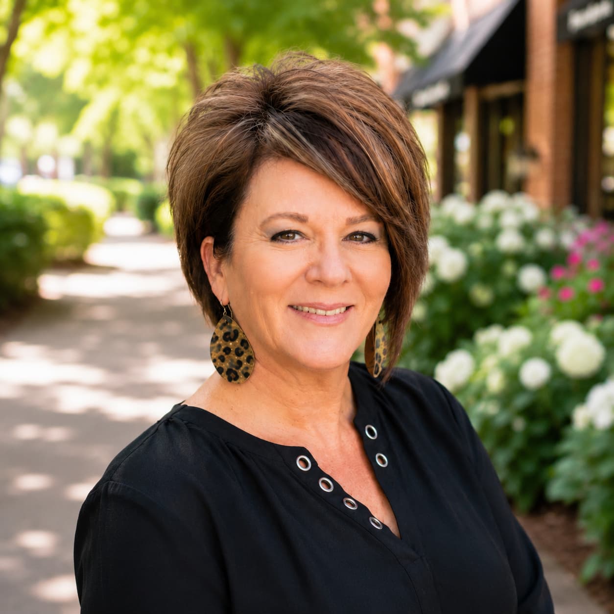 Lynda Roberts